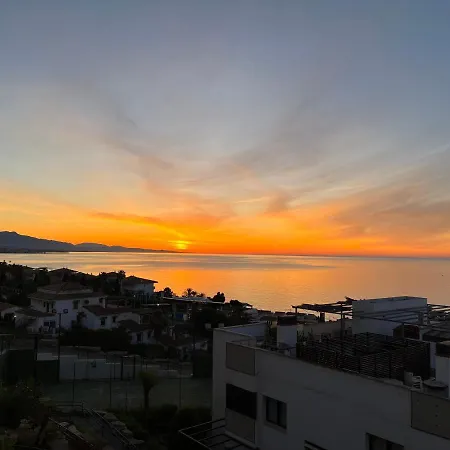 Camarate-golf Sea Views Apartment *