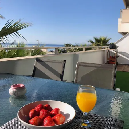 Апартаменты Camarate-golf Sea Views *