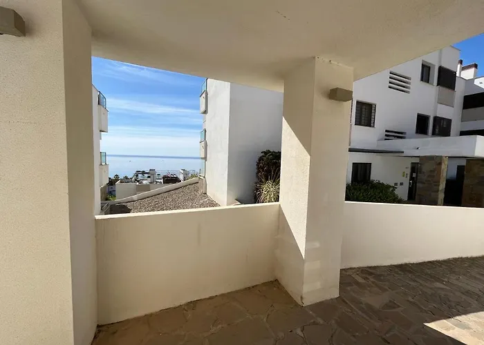 Camarate-golf Sea Views *