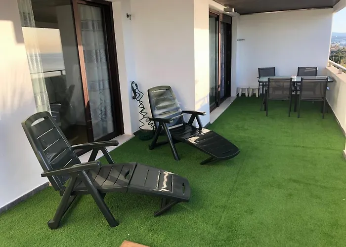 Camarate-golf Sea Views *